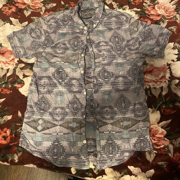 Brooklyn Cloth Men's Tribal Print Button Down Shirt - Gray and Brown Sz M - Picture 2 of 4